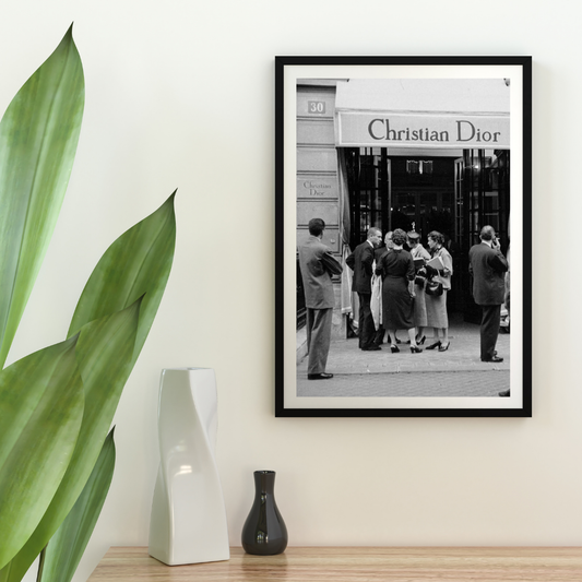 Vintage Crowd outside Dior Store | Bespoke Wall Frame Design